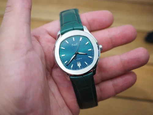 SIHH 2019 Piaget Polo S Green Blueish Dial Limited Edition. Live Pictures Pricing. WATCH COLLECTING LIFESTYLE